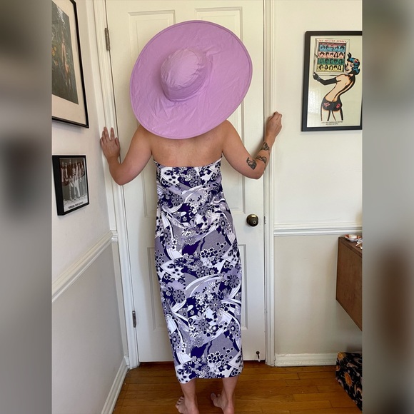 60s Vintage Purple and White Floral Wrap Coverup - Picture 2 of 7